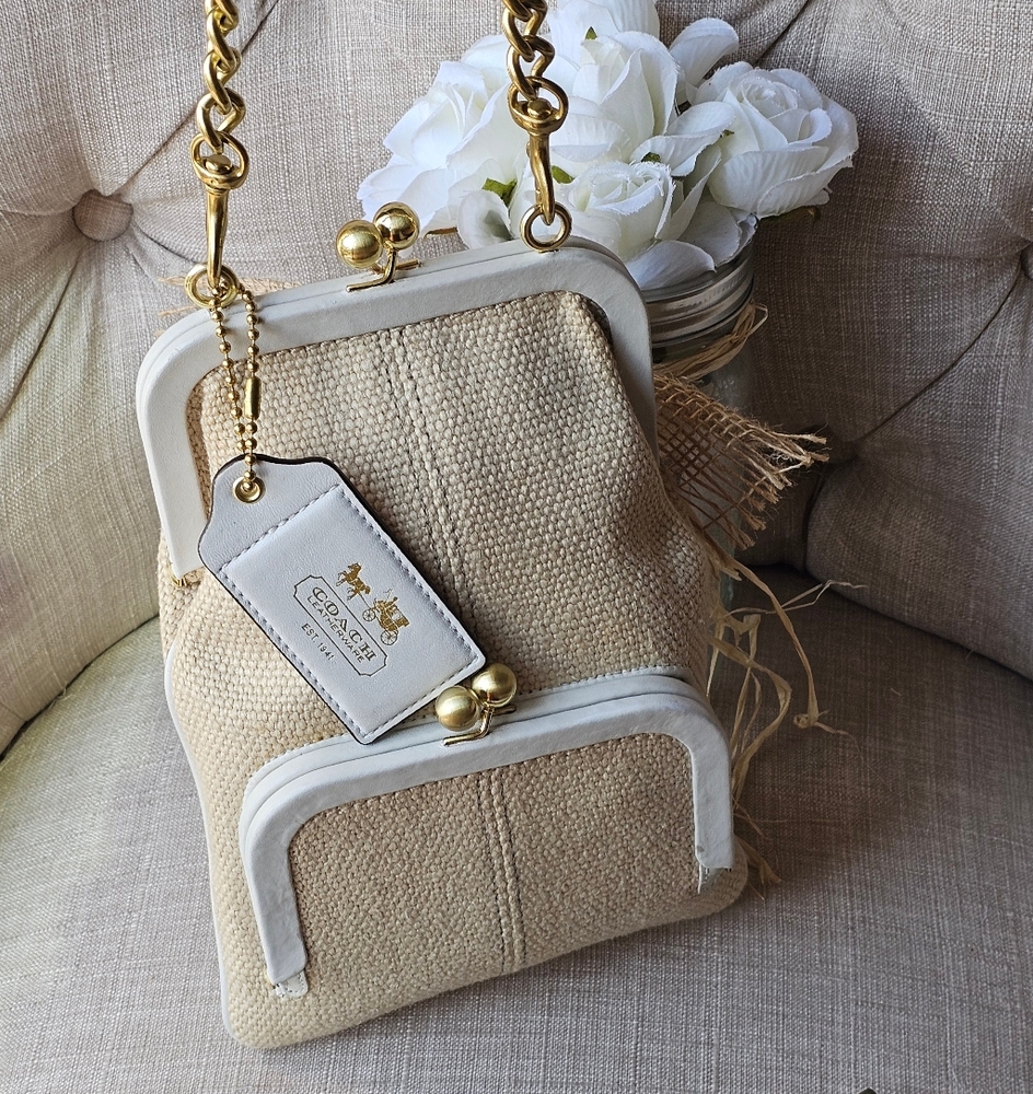 Coach Limited Edition Bleeker Street Double Kisslock Shoulder Bag ( 39 of 70 ) - Picture 10 of 16